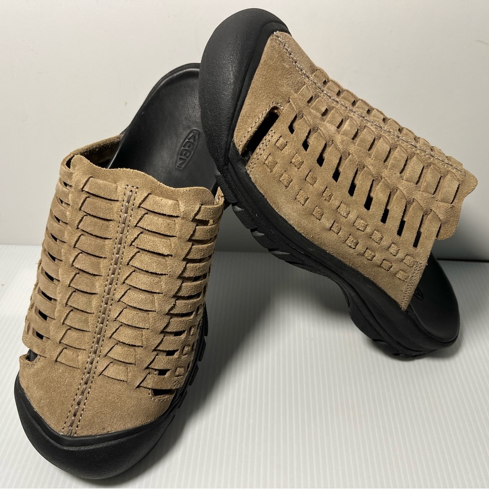 KEEN Unisex Genuine Suede High Traction Woven Suede Slip-on Huarache sz7US Men’s